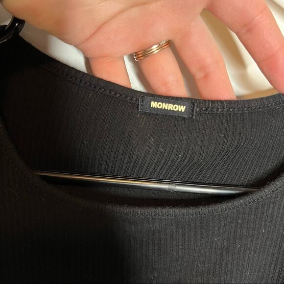 MONROW Black Ribbed Cold Shoulder Double Layered Top Size XS - Picture 3 of 6